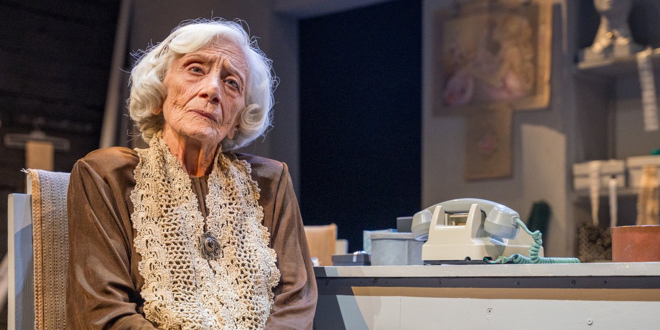 Δεσποινα Μπεμπεδέλη