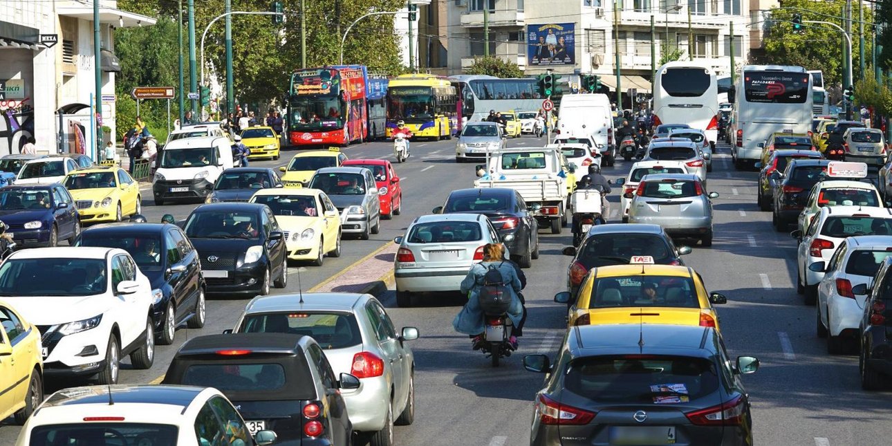 Επέστρεψε ο Δακτύλιος στην Αθήνα - Ποια αυτοκίνητα εξαιρούνται, το ωράριο