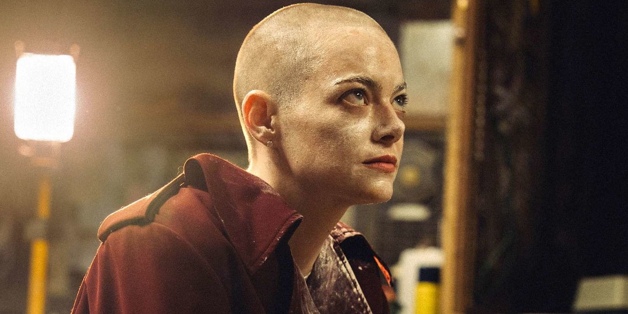 Η Έμμα Στόουν ξύρισε το κεφάλι της για την «Bugonia»