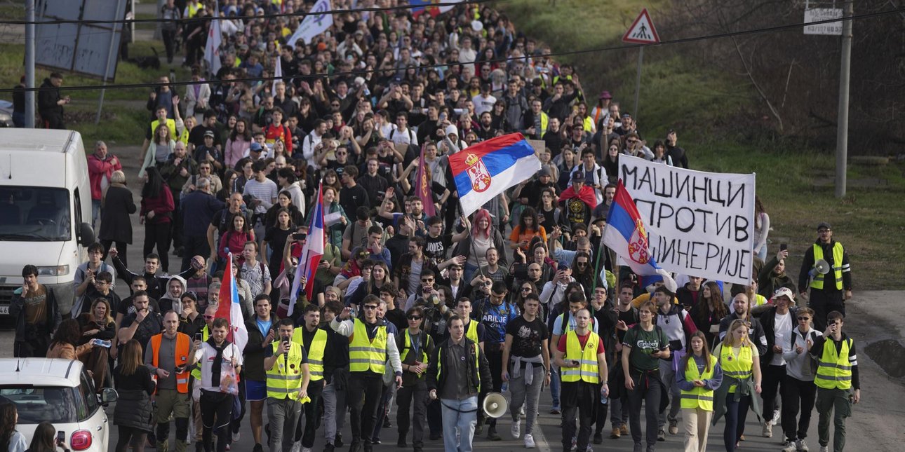 Aνοίγει ο δρόμος για εκλογές στη Σερβία -Τη διάλυση της Bουλής ζήτησε η κυβέρνηση