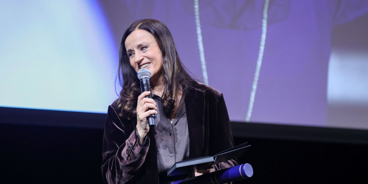 Καρυοφυλλιά Καραμπέτη