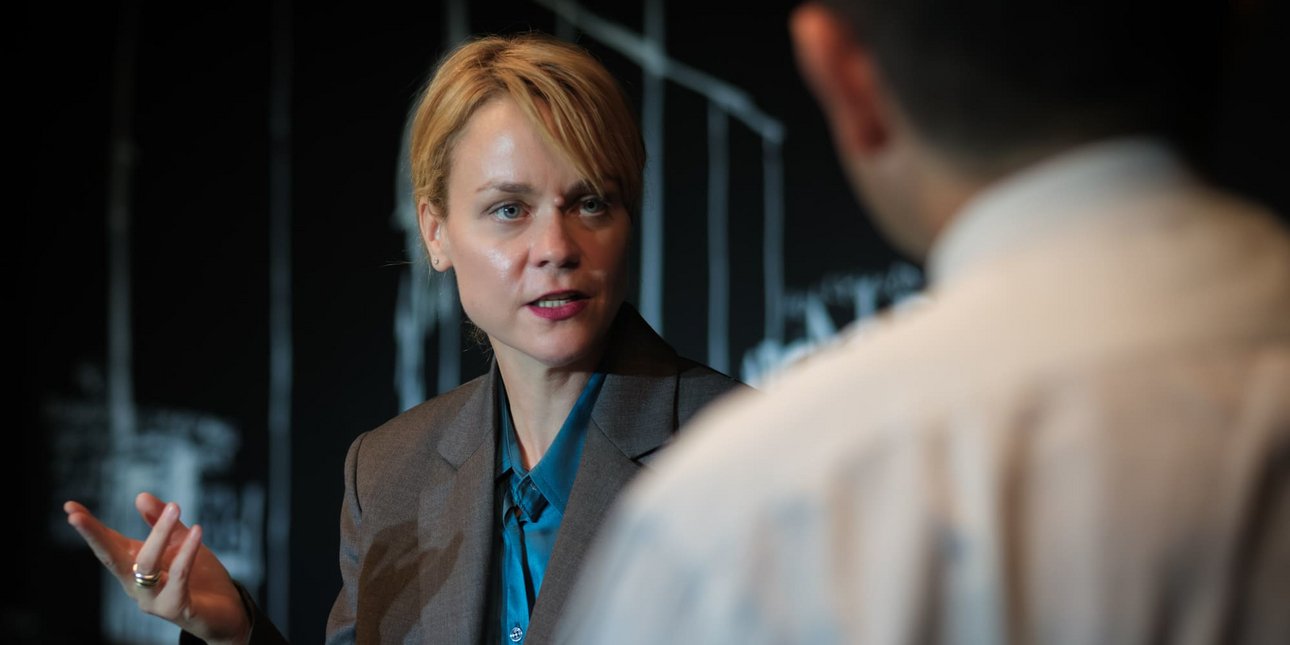 Λενα Παπαληγούρα 