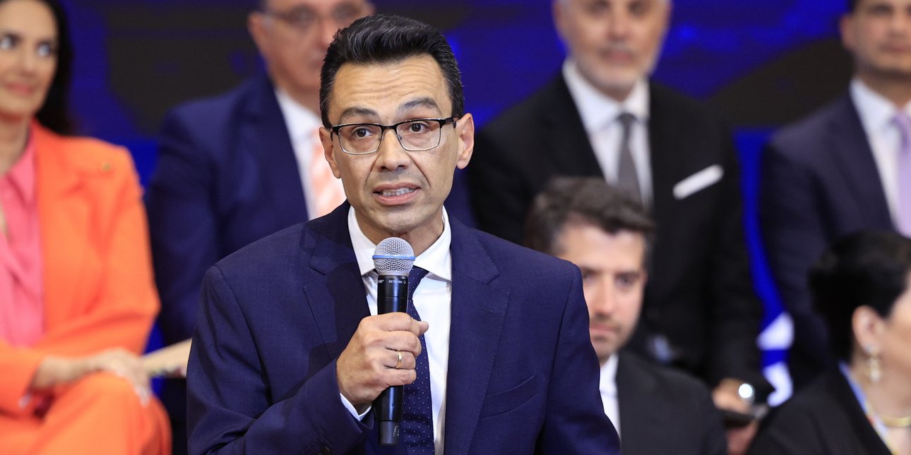 Παραιτήθηκε ο Σωτήρης Σέρμπος από σύμβουλος του πρωθυπουργού για θέματα εξωτερικής πολιτικής