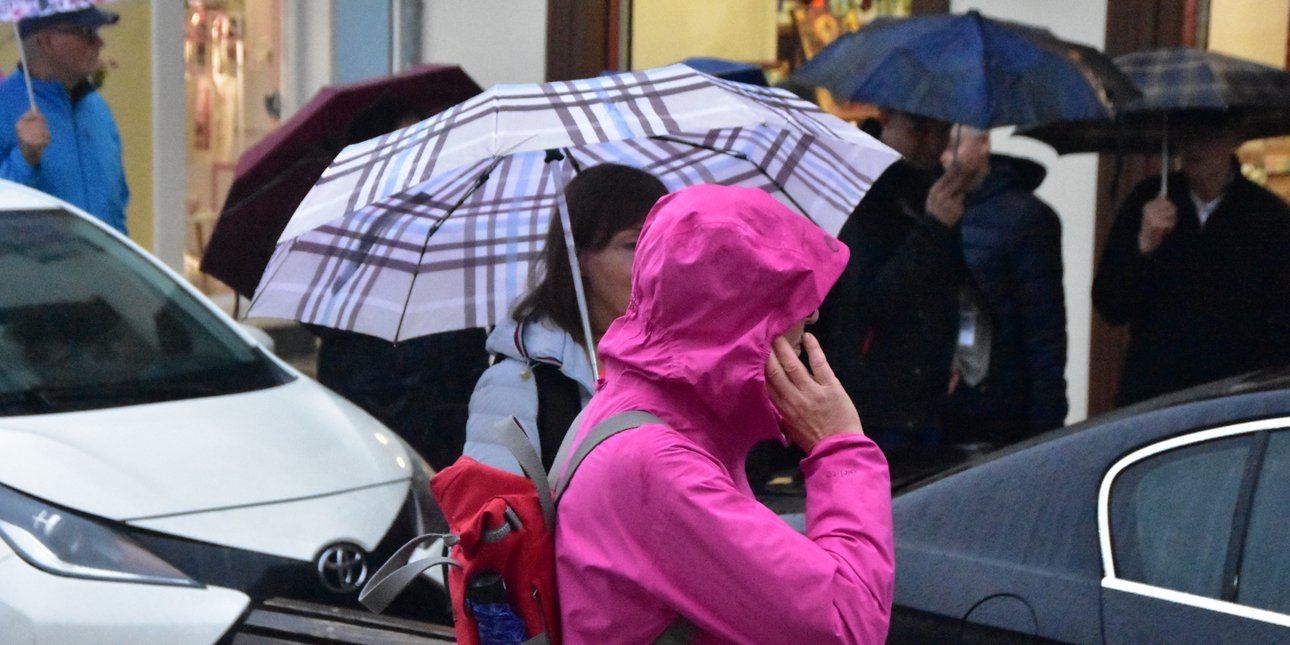 Καιρός: Μικρή πτώση της θερμοκρασίας, πού θα βρέξει -Η πρόγνωση για την Κυριακή του Πάσχα