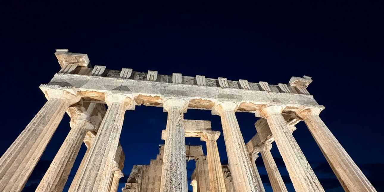 Στον Ναό της Αφαίας