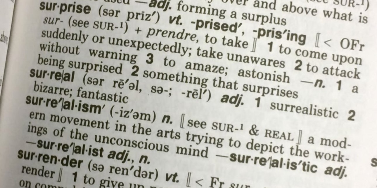 Όπως εξηγεί ο συγγραφέας και δημοσιογράφος Stefan Fatsis, είναι μια διαδικασία εκπληκτικά επίπονη που αποτυπώνει τις βαθύτερες εντάσεις και τους παλμούς της κοινωνίας / SHUTTERSTOCK