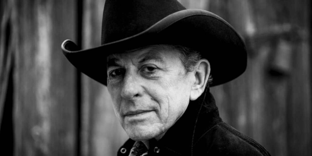 Πέθανε ο θρυλικός τραγουδοποιός της κάντρι-ροκ, Τζο Ίλι