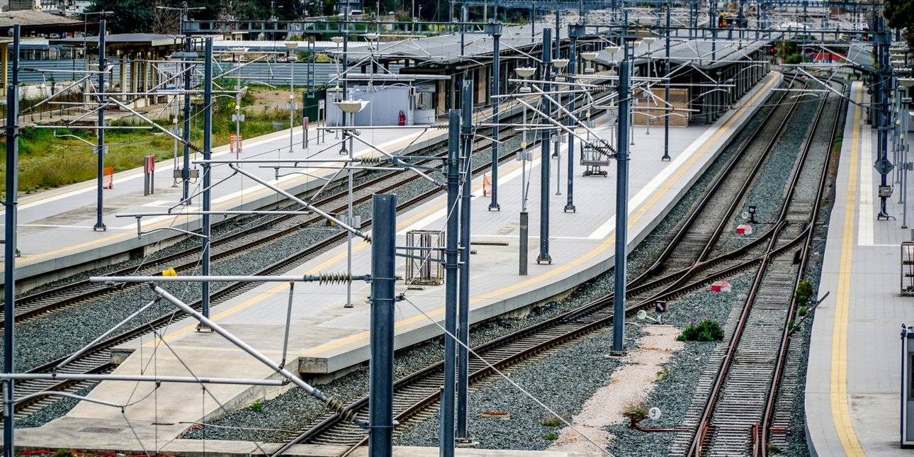 Αναστέλλονται τρεις μέρες τα δρομολόγια τρένων στη γραμμή Θεσσαλονίκη-Σέρρες-Θεσσαλονίκη