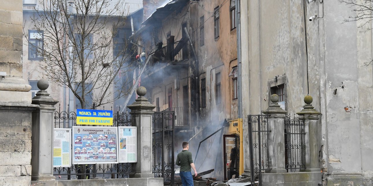 Η Ρωσία εξαπέλυσε επίθεση με 1.000 drones στην Ουκρανία -Τουλάχιστον 5 νεκροί και 30 τραυματίες