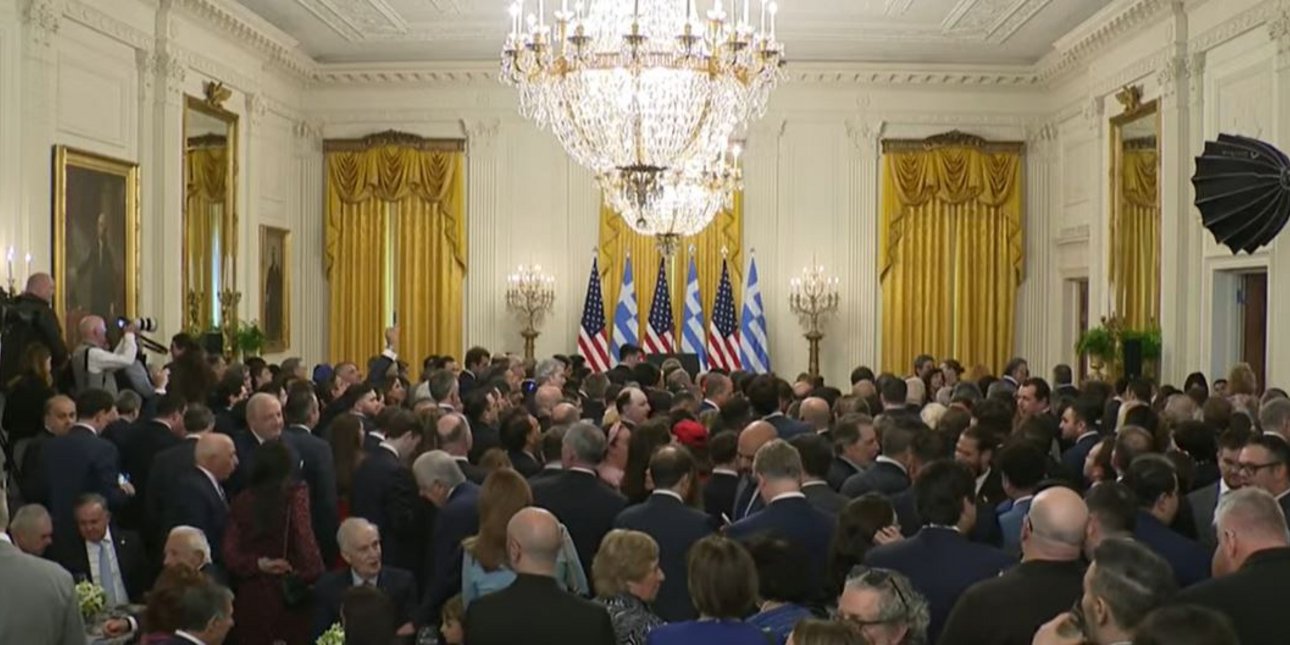 Ο Τραμπ υποδέχεται τους Έλληνες ομογενείς στον Λευκό Οίκο για την επέτειο της 25ης Μαρτίου -Δείτε live