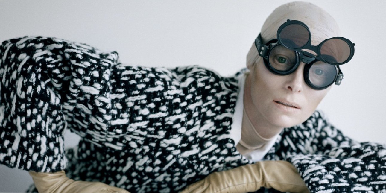 Θεατρικές πρεμιέρες τον Απρίλιο, τις περιμέναμε καιρό: Τίλντα Σουίντον, Δανδουλάκη, Καταλειφός, θρυλικό «Τζένη-Τζένη»