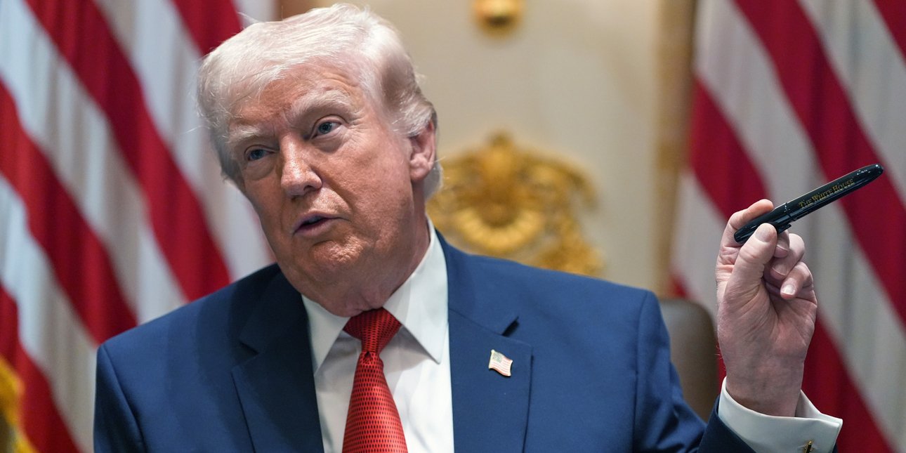 LIVE: Σε διπλό ταμπλό ο Τραμπ: Δίνει παράταση 10 ημερών στο Ιράν και παράλληλα στέλνει επιπλέον 10.000 στρατιωτικούς στη Μ. Ανατολή