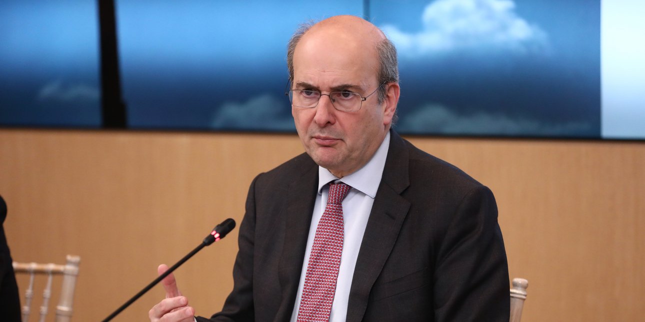 Χατζηδάκης: «Τα μέτρα στήριξης θα συνεχιστούν ακόμη κι αν τελειώσει ο πόλεμος»