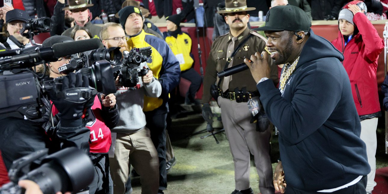 Ντοκιμαντέρ για τη ζωή του 50 Cent: Από τα σοκάκια του Κουίνς στην παγκόσμια καταξίωση