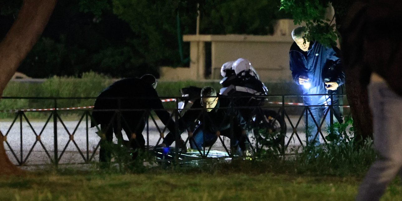 Μυστήριο στον Άγιο Δημήτριο: Ποιος σκότωσε με μαχαιριά στην καρδιά τον γιο Ταξίαρχου της ΕΛ.ΑΣ -Τι εξετάζουν οι Αρχές