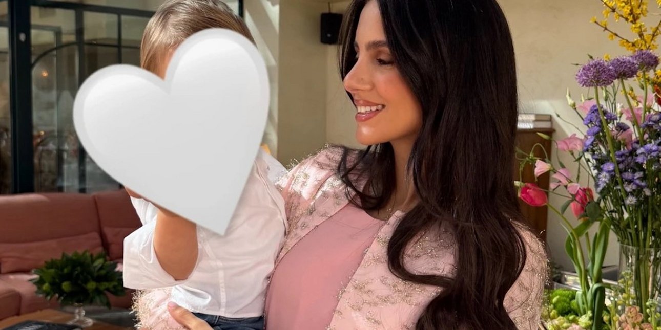 Η Αλεξάνδρα Νίκα στον έβδομο μήνα της εγκυμοσύνης -Η βόλτα στη λαϊκή με τον Αργυρό τζούνιορ