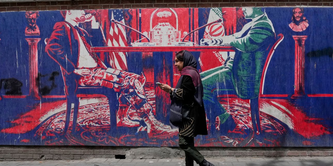 Παγωμένες οι συνομιλίες ΗΠΑ-Ιράν, αλλά η εκεχειρία δεν κινδυνεύει, διαβεβαιώνει ο Τραμπ -«Τηλεφωνήστε μου όποτε θέλετε»