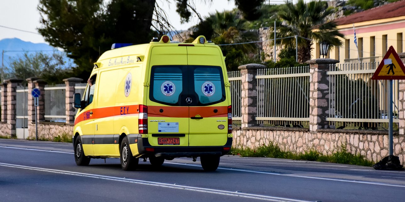 Θεσσαλονίκη: Αυτοκίνητο παρέσυρε 19χρονο πεζό - Μεταφέρθηκε στο νοσοκομείο