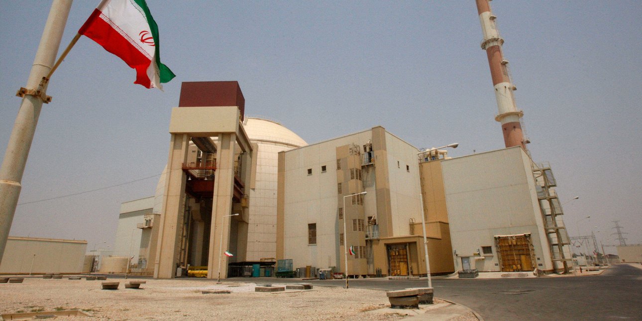 Η Ρωσία απομακρύνει 198 εργαζόμενους από πυρηνικό σταθμό στο Ιράν – Μετά το θάνατο μέλος του προσωπικού από βλήμα