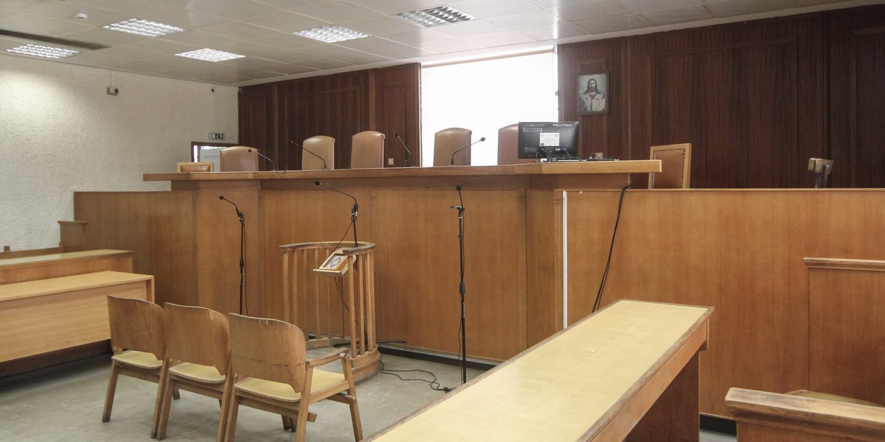 Ρόδος: Κάθειρξη 10 ετών σε 56χρονο πατέρα που βίαζε την κόρη του -Είχε αποκτήσει παιδί μαζί της