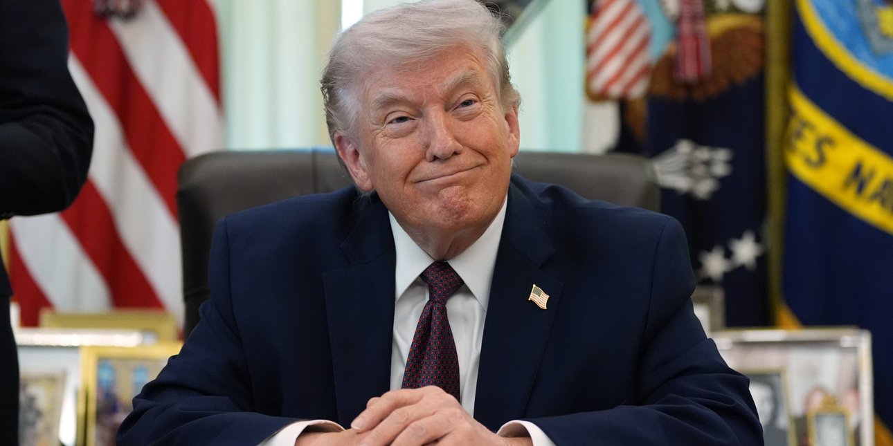 Αντιφατικά μηνύματα Τραμπ: «Θα τα ανατινάξω όλα στο Ιράν και θα αναλάβω τον έλεγχο του πετρελαίου», «Πιθανή συμφωνία μέχρι αύριο»