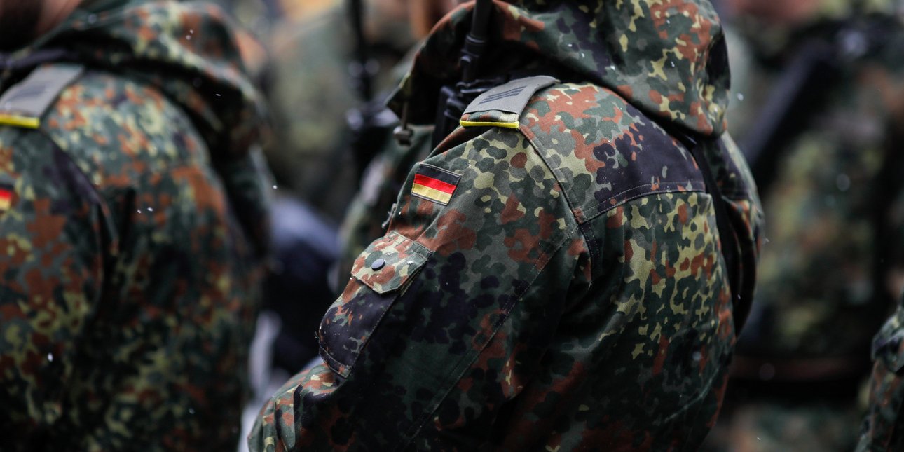 Οι Γερμανοί ανησυχούν για τη στρατιωτική θητεία -Ρεκόρ αιτήσεων αντιρρησιών συνείδησης