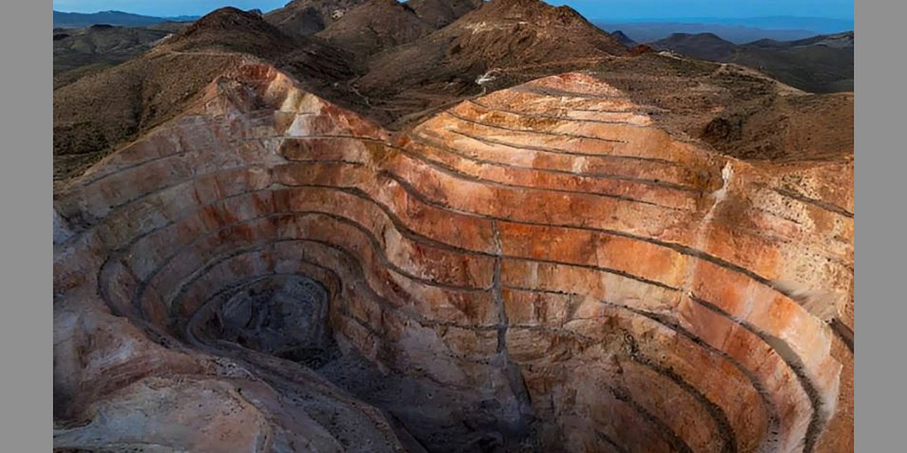 Γεωλόγοι ανακαλύπτουν το μεγαλύτερο ορυκτό κοίτασμα στον κόσμο, που βρέθηκε κάτω από κορεατική κομητεία, διάσημη για το κρασί και την τζαζ