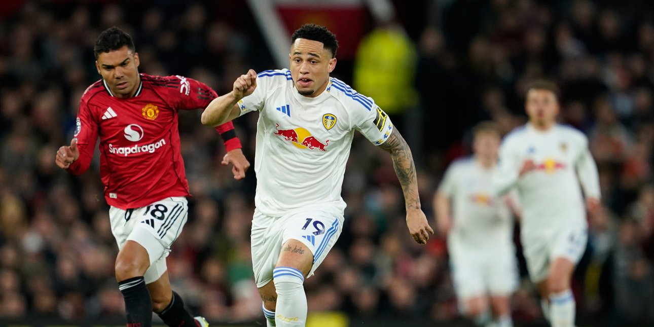 Premier League: «Άλωσε» το Μάντσεστερ η Λιντς, νίκησε 2-1 την Γιουνάιτεντ των 10 παικτών