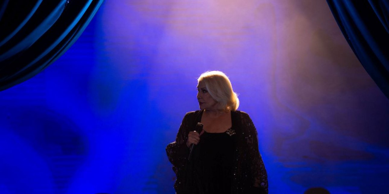 Τι θα δούμε στην τηλεόραση το βράδυ της Ανάστασης και την Κυριακή του Πάσχα -Ταινίες και μουσικά προγράμματα