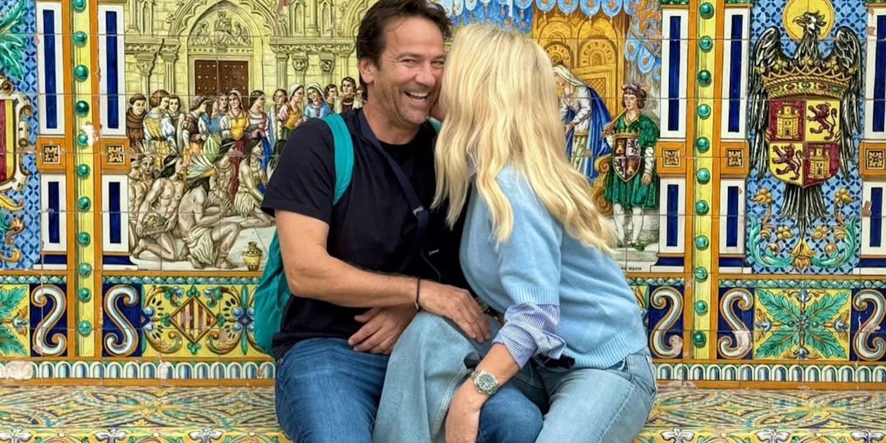 Ελένη Μενεγάκη και Μάκης Παντζόπουλος με την κόρη τους, Μαρίνα, στη Σεβίλλη -Νέες φωτό