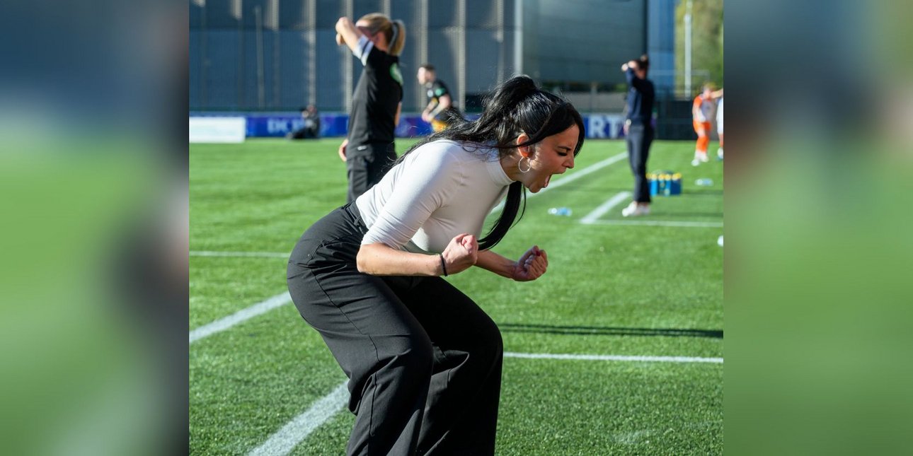 Μια Ισπανίδα οδηγεί την ομάδα της στον πιο… αναπάντεχο τίτλο του ευρωπαϊκού ποδοσφαίρου