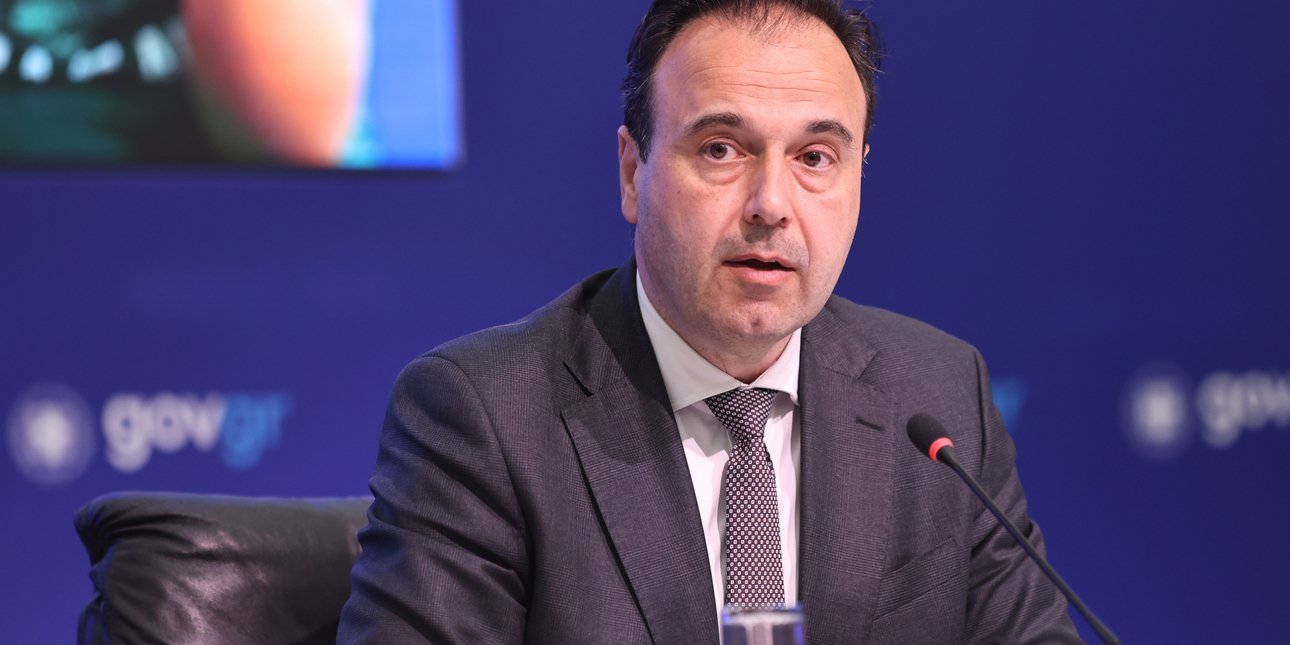 Παπαστεργίου: «Κάνουμε τις μετακινήσεις ασφαλέστερες» - 31.938 «έξυπνα» φώτα σε 958 χλμ. δρόμων