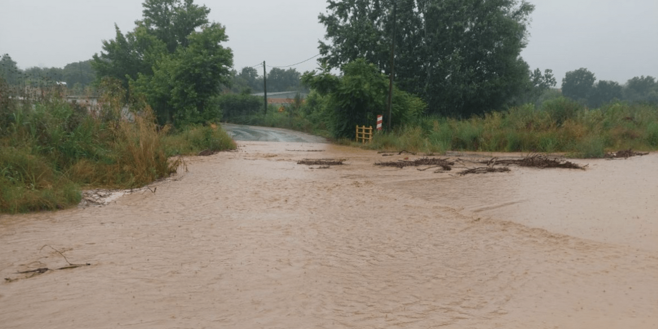 Κεντρική Μακεδονία: Σε ποια σημεία έχει διακοπεί η κυκλοφορία λόγω έντονης βροχόπτωσης