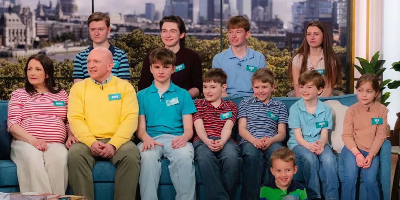 Μια 15μελής οικογένεια αποκαλύπτει πόσα ξοδεύει τον μήνα σε τρόφιμα -Πώς αποφάσισαν να κάνουν τόσα παιδιά