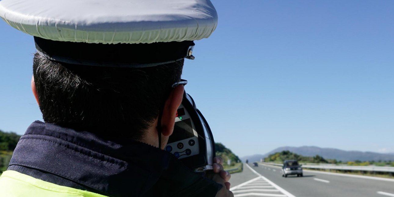 Με ποια ταχύτητα κινδυνεύεις με πρόστιμο -Πότε η Αστυνομία μπορεί να σου κατασχέσει το αυτοκίνητο