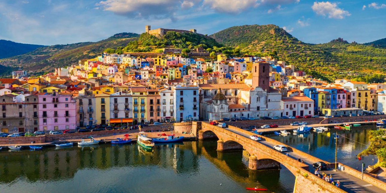 To μεσογειακό νησί που επενδύει 38 εκατ. για να αναστήσει τα ξεχασμένα χωριά του -Τουρισμός πέρα από τις παραλίες