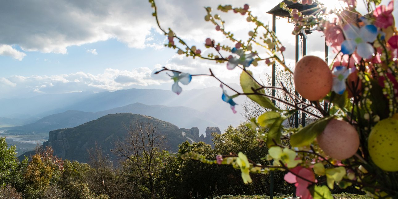 Rain Clouds Gather Over Greek Easter as Forecasters Warn of Unsettled Holiday Weekend