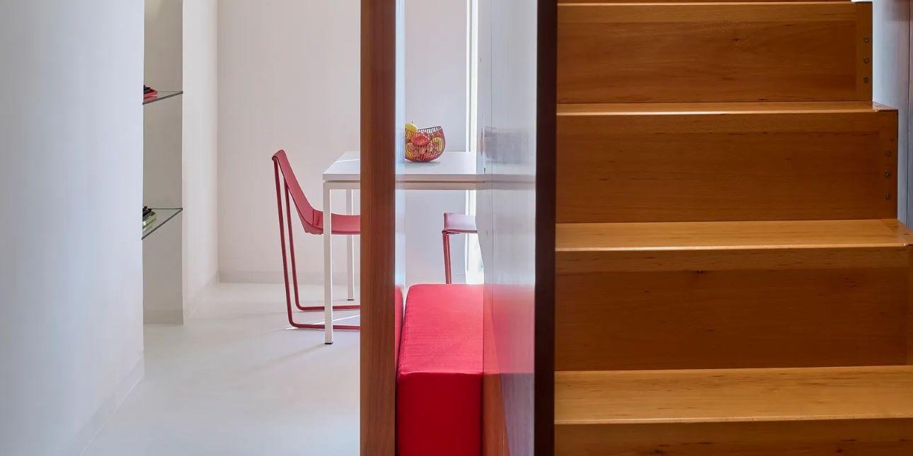 Ένα σπίτι μόλις 26 τ.μ. που τα χωράει όλα -Πώς εκμεταλλεύεται κάθε εκατοστό για άψογη διαρρύθμιση