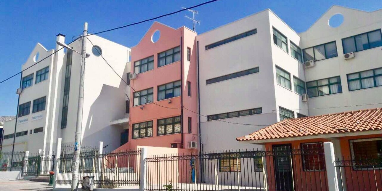 Άγνωστοι βανδάλισαν σχολικό συγκρότημα στη Γλυφάδα -Έκλεψαν χρήματα και υπολογιστές, εκτεταμένες ζημιές