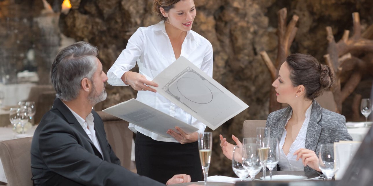 Οκτώ σεφ συμφωνούν: Αυτή είναι η καλύτερη μέρα για να φας έξω -Πότε να κάνεις κράτηση για καλή εξυπηρέτηση