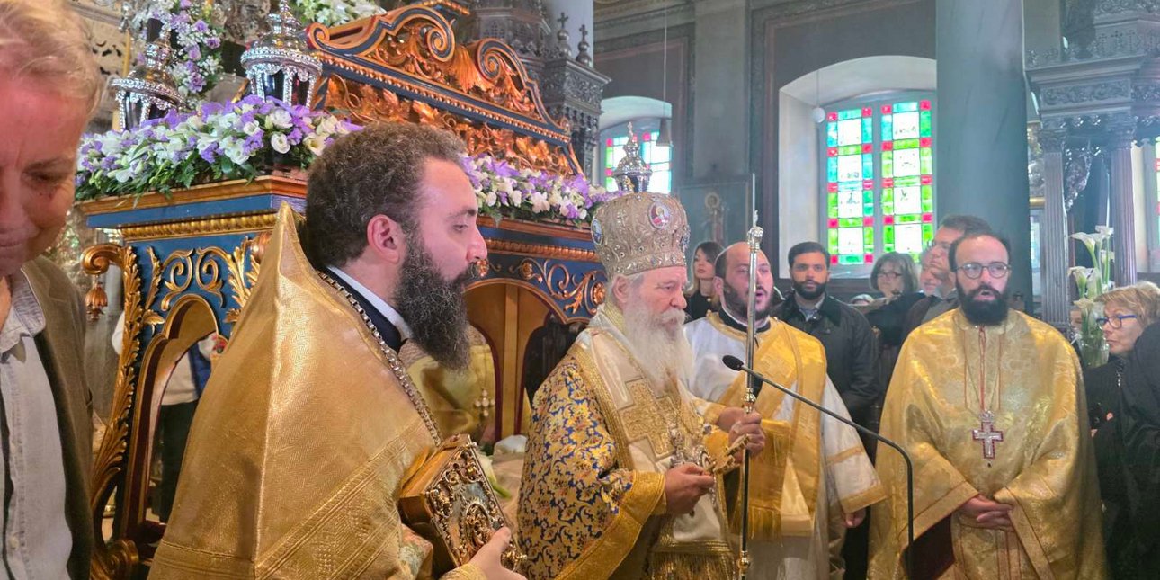 Ύδρα: Σε κλίμα κατάνυξης η Αποκαθήλωση του Κυρίου στον Καθεδρικό Ναό Κοιμήσεως της Θεοτόκου -Δείτε βίντεο και φωτογραφίες