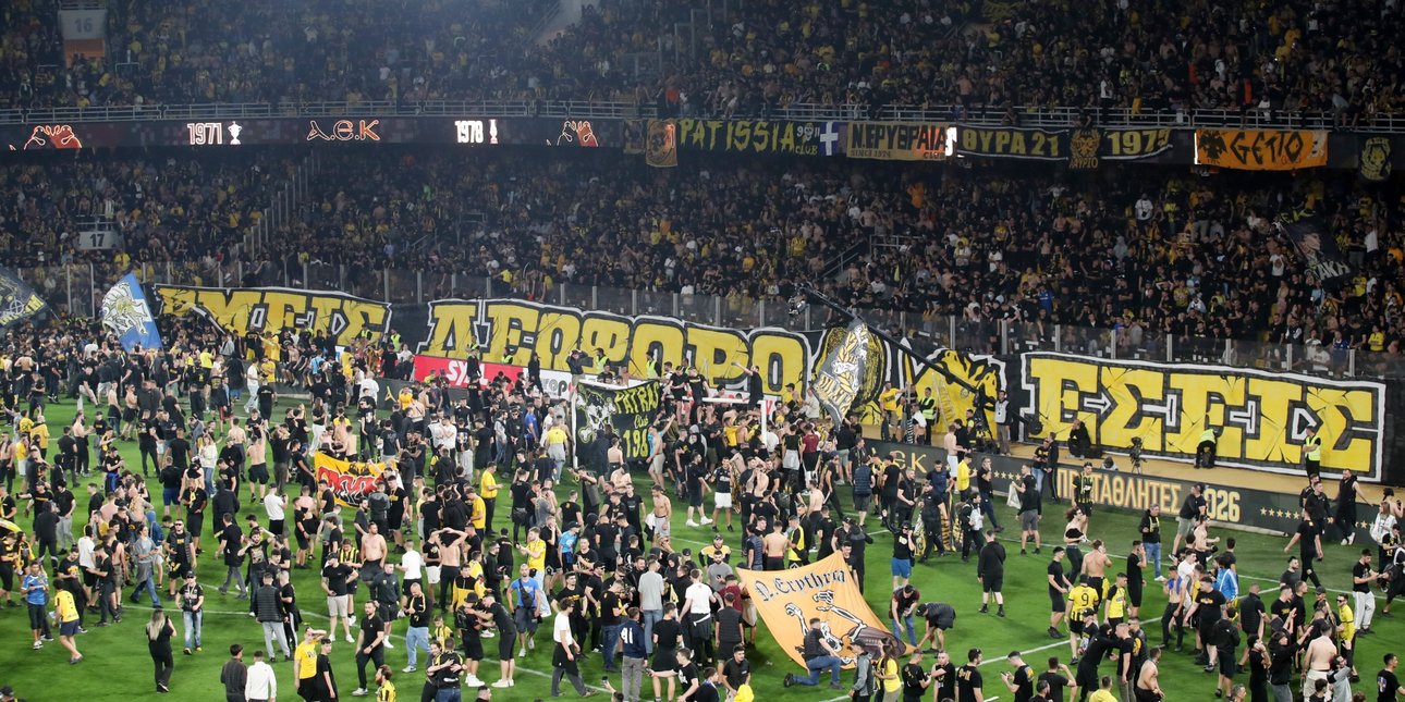 ΑΕΚ: Γιόρτασαν με την ψυχή τους την κατάκτηση του πρωταθλήματος ομάδα και κόσμος! [εικόνες & βίντεο]