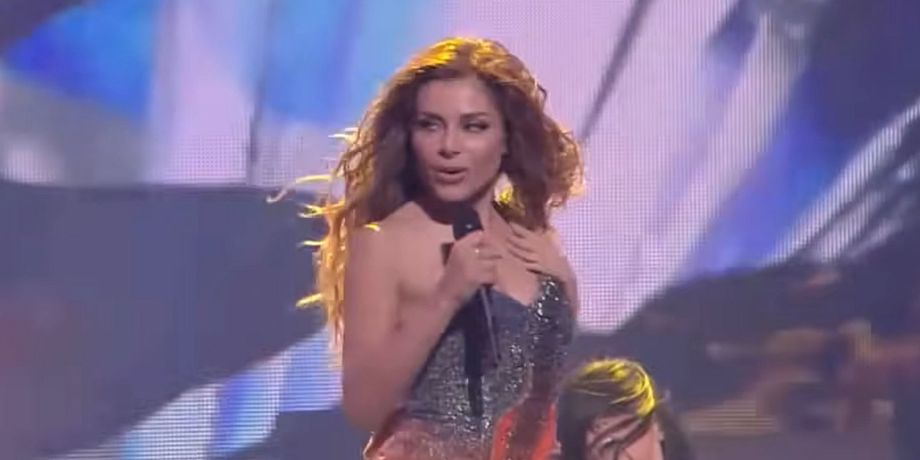 Η Ελευθερία Ελευθερίου... «επιστρέφει» στη Eurovision κρατώντας την ελληνική σημαία [εικόνα]