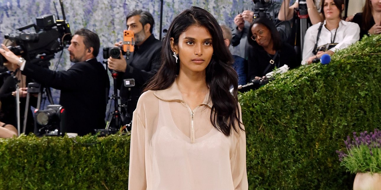 Το πιο απρόσμενο look του Met Gala 2026: Το τζιν που δεν ήταν τελικά τζιν