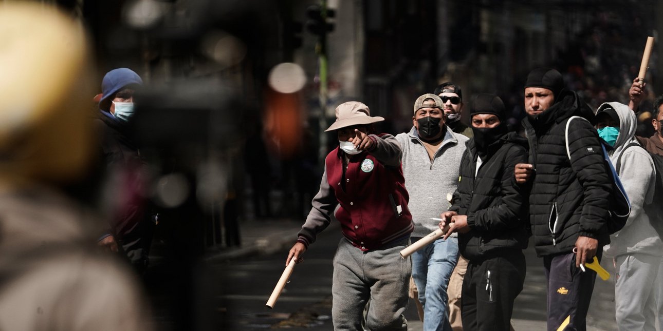 Βολιβία: Σοβαρά επεισόδια σε αντικυβερνητική διαδήλωση στην πρωτεύουσα Λα Πας