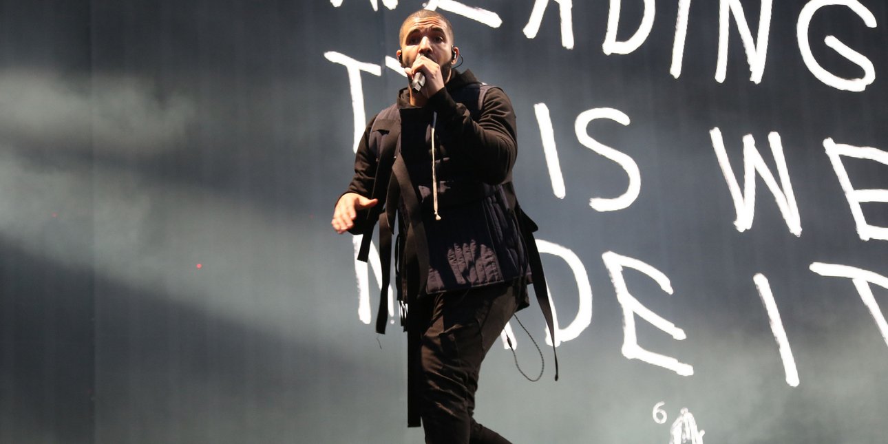 Καταρρίπτει το ένα ρεκόρ πίσω από το άλλο ο Drake -Κατέλαβε τις τρεις πρώτες θέσεις στο Billboard 200
