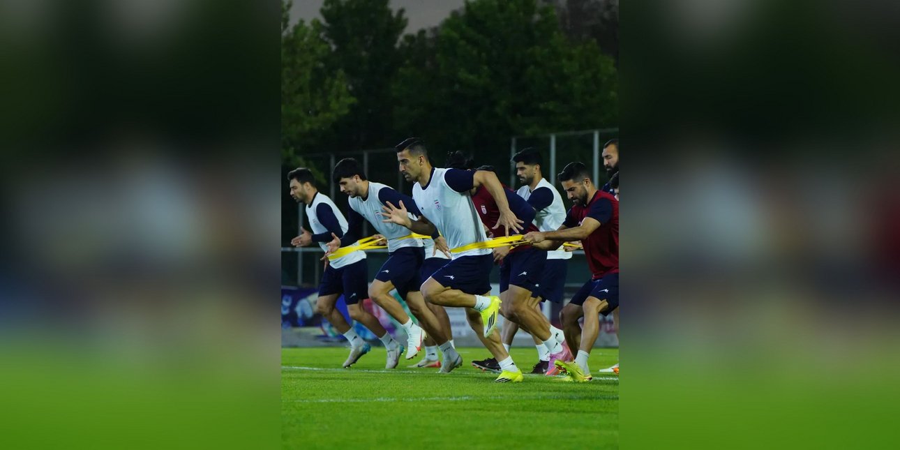 Η ομάδα ποδοσφαίρου του Ιράν κάνει προπονήσεις για το Μουντιάλ, παρά την ένταση στα Στενά του Ορμούζ
