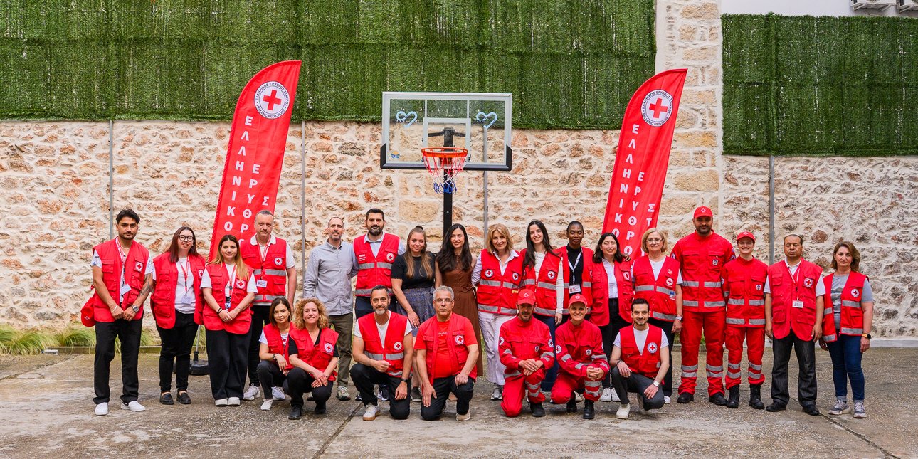 Κάθε Καλάθι Μετράει: Το Giant Heart της Novibet στηρίζει το έργο του Ελληνικού Ερυθρού Σταυρού