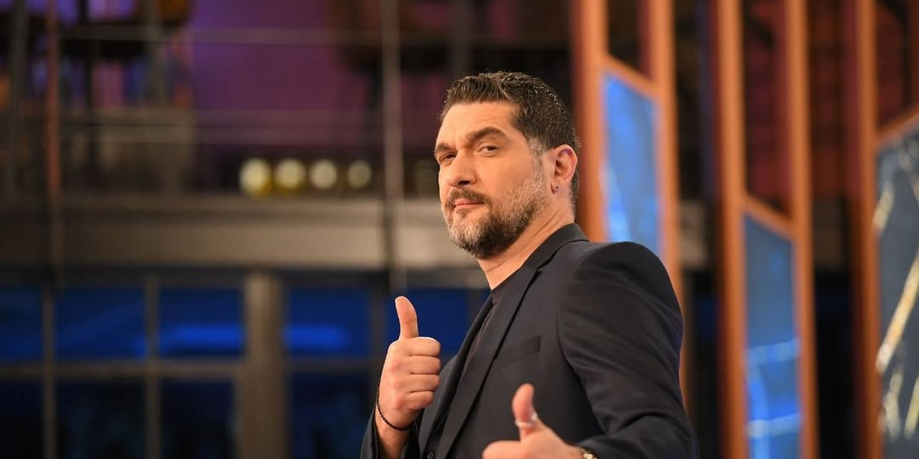 Ο Πάνος Ιωαννίδης δείχνει για πρώτη φορά το πρόσωπο του 4χρονου γιου του, Κωνσταντίνου -Η φωτό με matching διάθεση