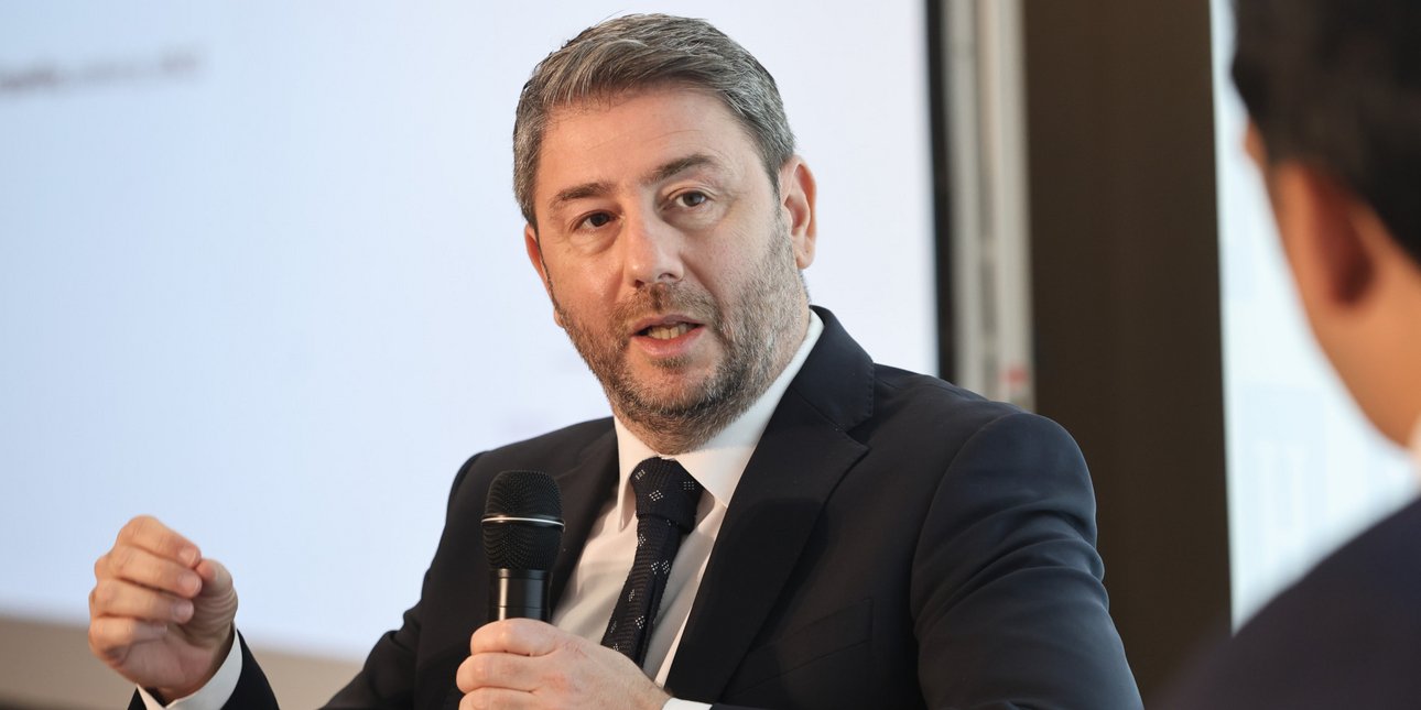 ΠΑΣΟΚ: Με το βλέμμα στην ίδρυση νέου κόμματος από τον Τσίπρα -Αγωνία για τα ποσοστά στις δημοσκοπήσεις